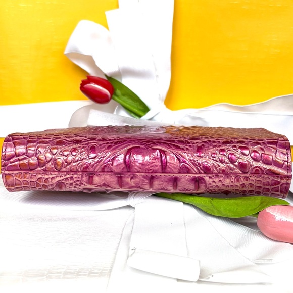 Brahmin Wristlet/Clutch - Picture 4 of 7